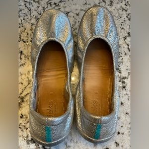 Tieks Silver Screen sz 9